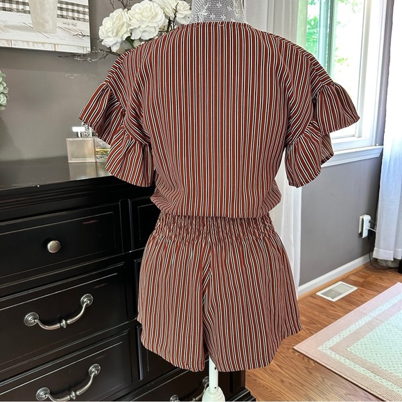 STORIA Striped Ruffle Sleeve Tie-Front Romper Size S - Picture 15 of 16